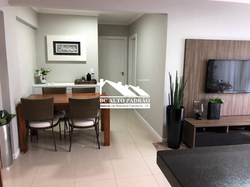 Apartamento à venda com 2 quartos, 76m² - Foto 11