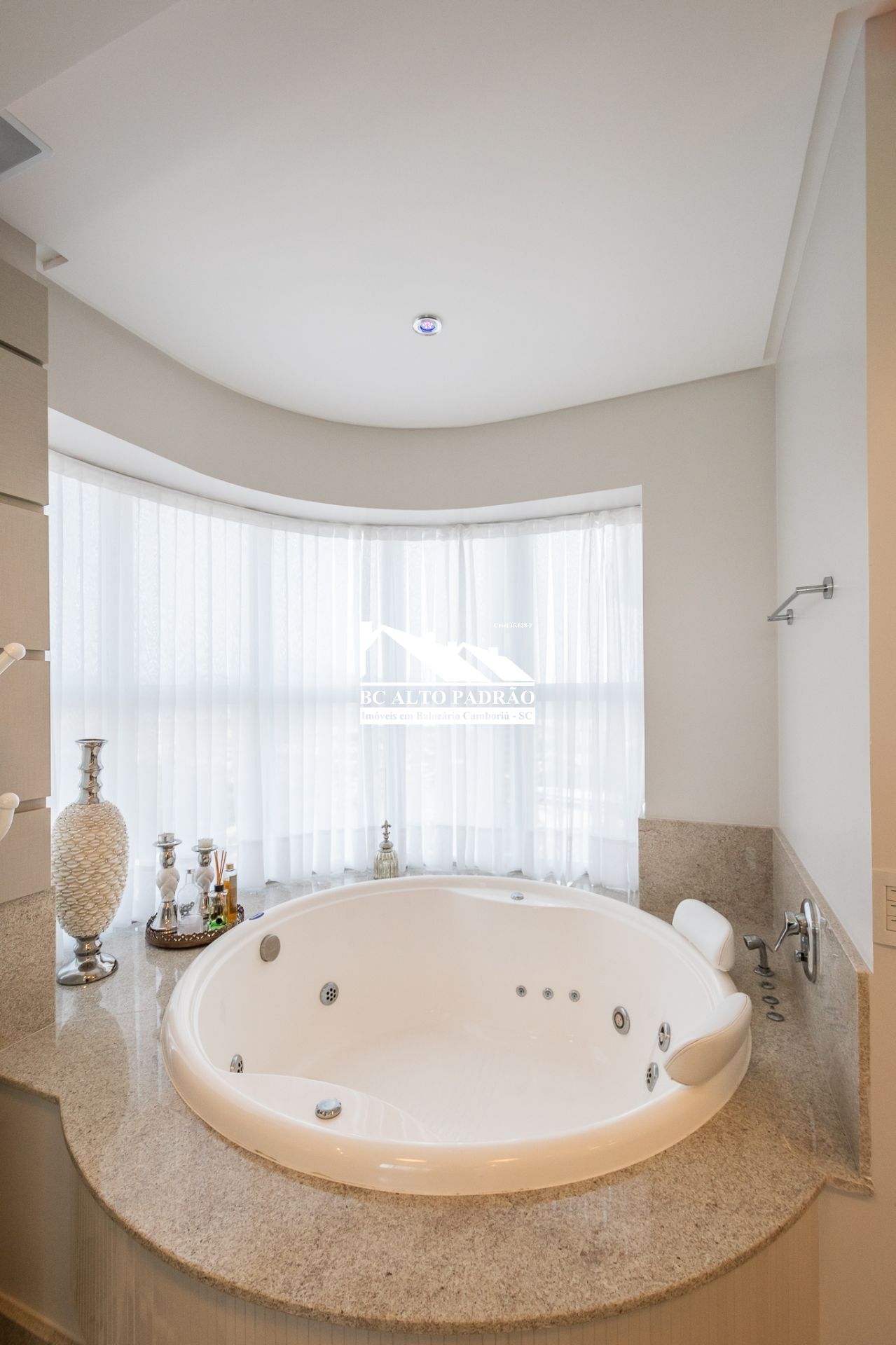 Apartamento, 4 quartos, 237 m² - Foto 54