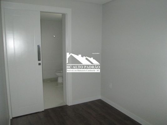 Apartamento à venda com 3 quartos, 136m² - Foto 7