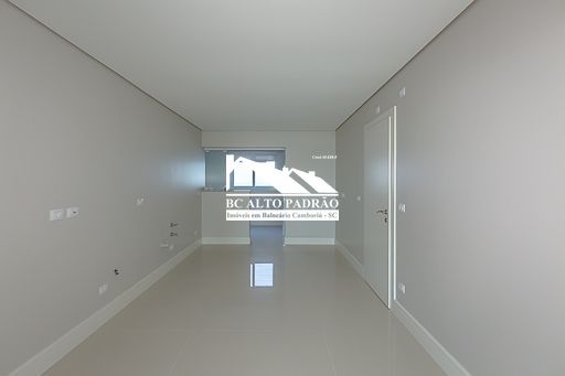 Apartamento à venda com 4 quartos, 268m² - Foto 5