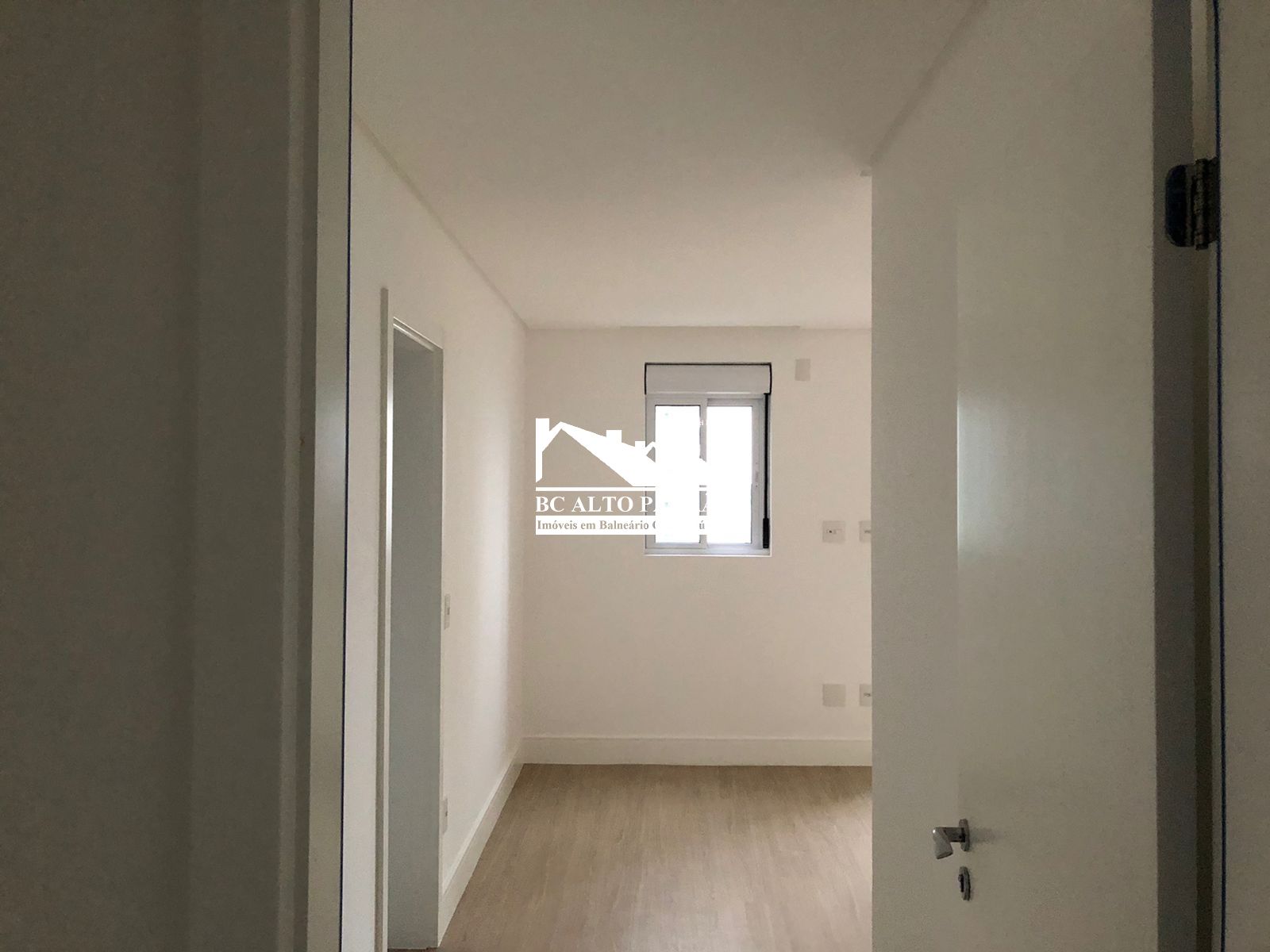 Apartamento à venda com 4 quartos, 153m² - Foto 30