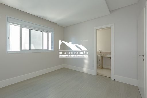 Apartamento à venda com 4 quartos, 237m² - Foto 28