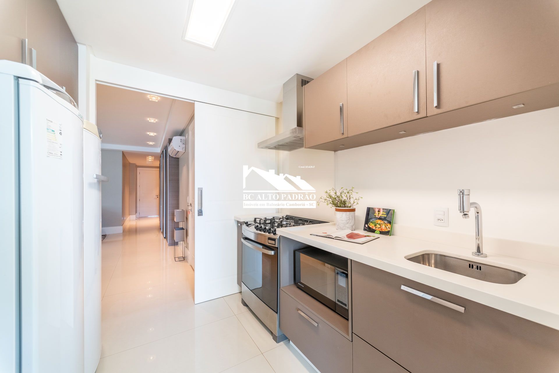 Apartamento à venda com 4 quartos, 315m² - Foto 33