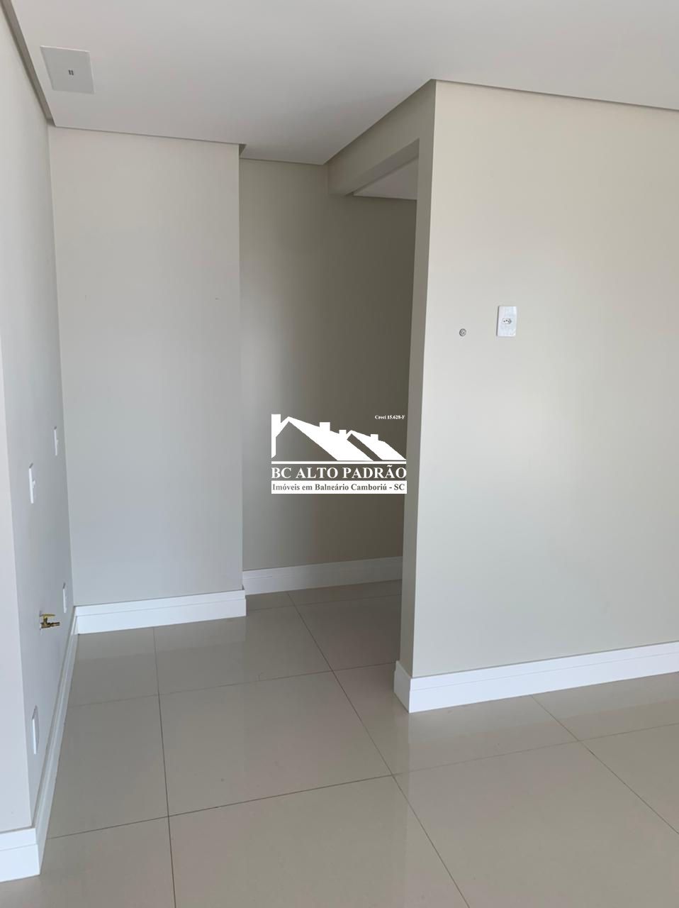 Apartamento à venda com 3 quartos, 126m² - Foto 13