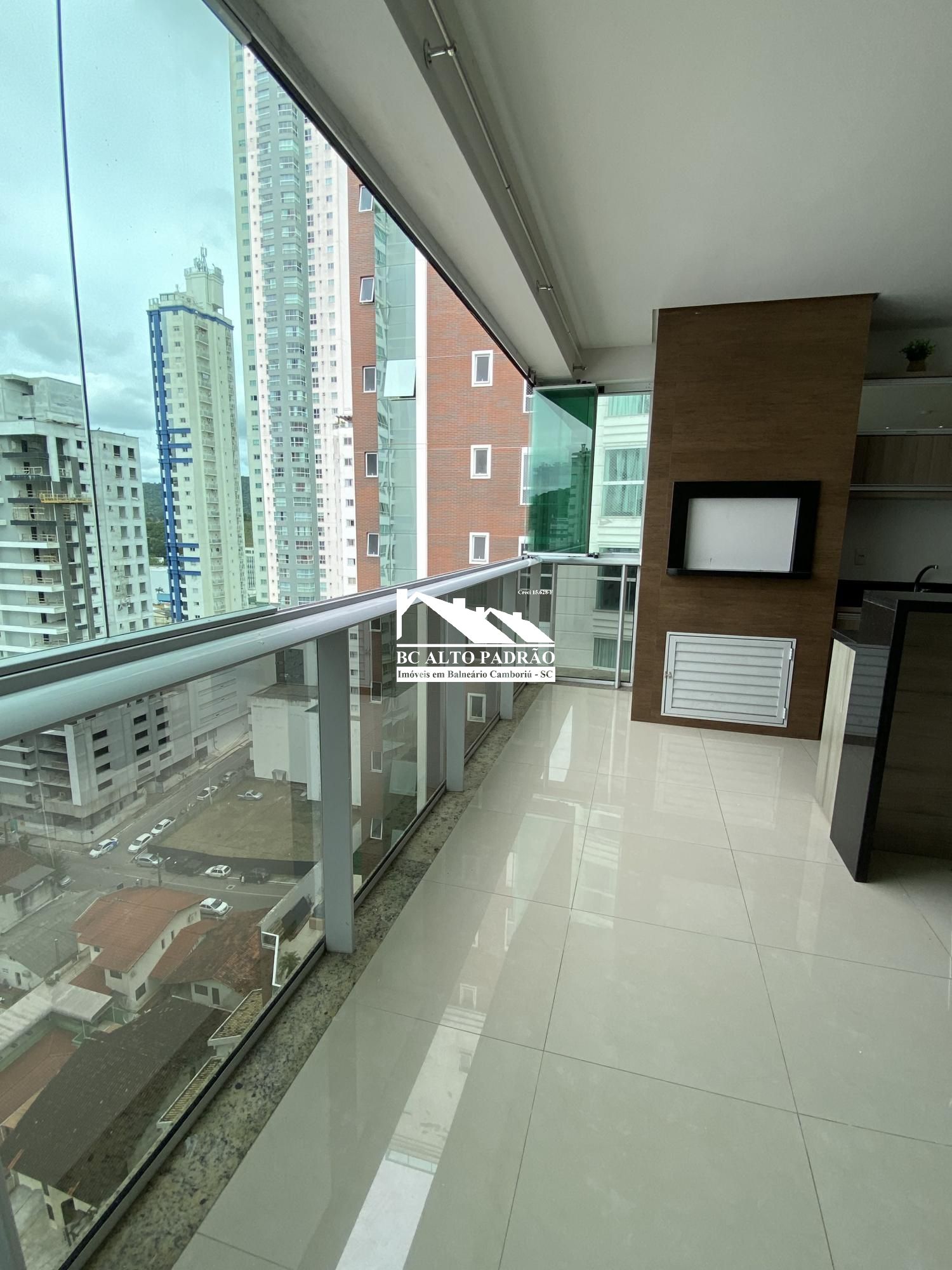 Apartamento à venda com 3 quartos, 120m² - Foto 3