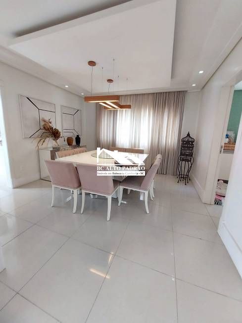 Casa de Condomínio à venda com 4 quartos, 260m² - Foto 32