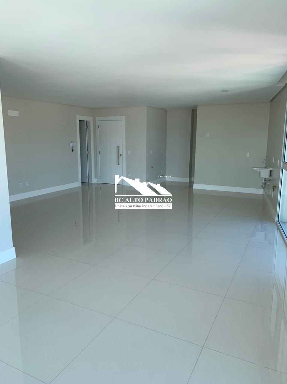 Apartamento à venda com 3 quartos, 126m² - Foto 22