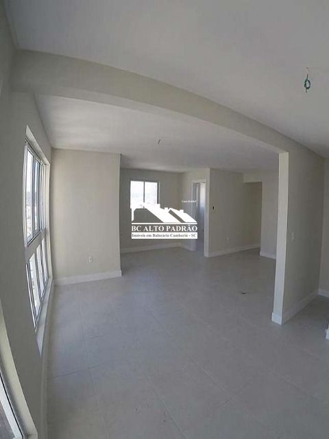 Apartamento à venda com 2 quartos, 93m² - Foto 25