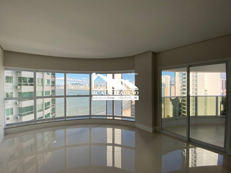 Apartamento à venda com 3 quartos, 152m² - Foto 4