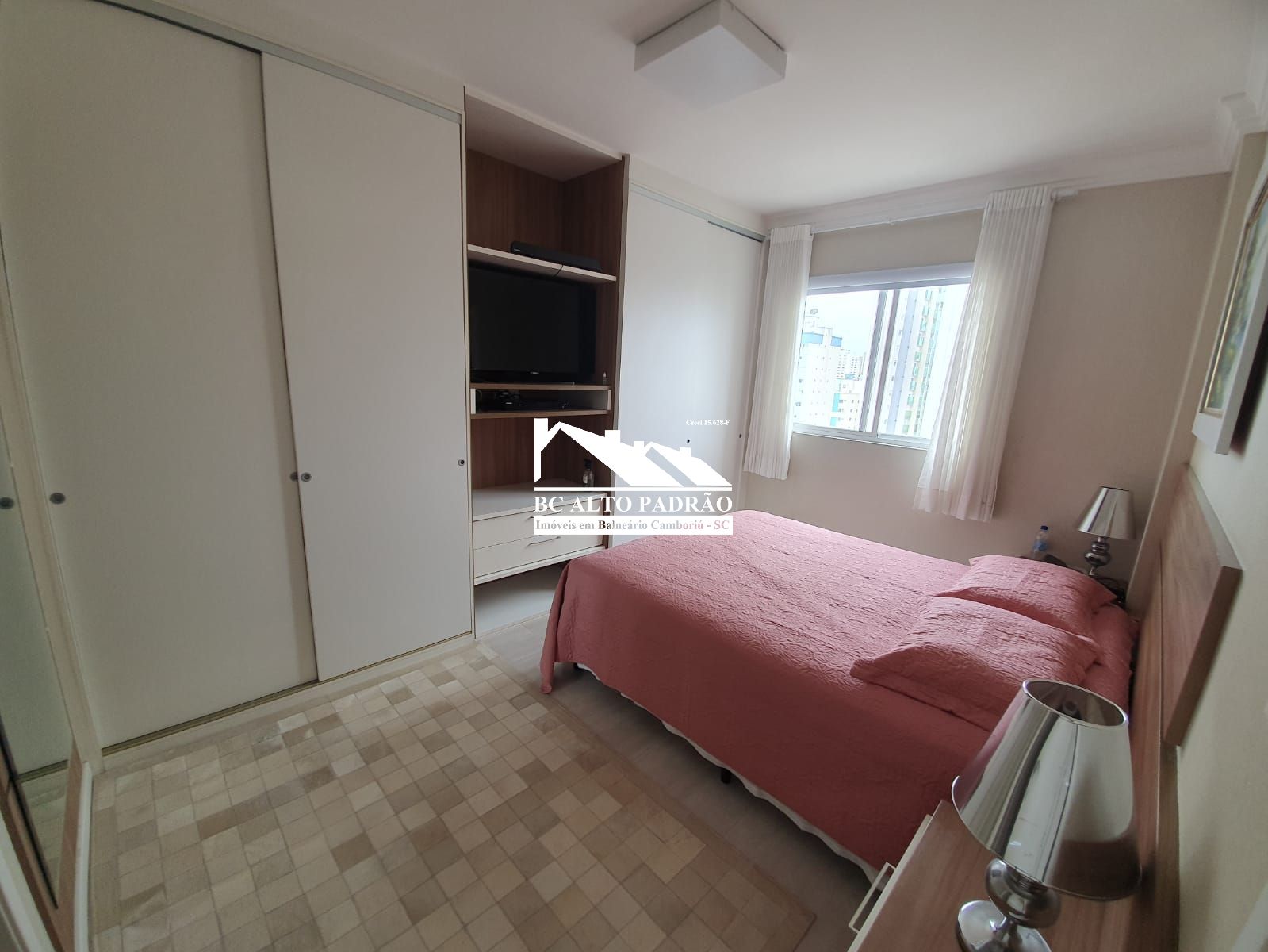 Apartamento à venda com 3 quartos, 123m² - Foto 13