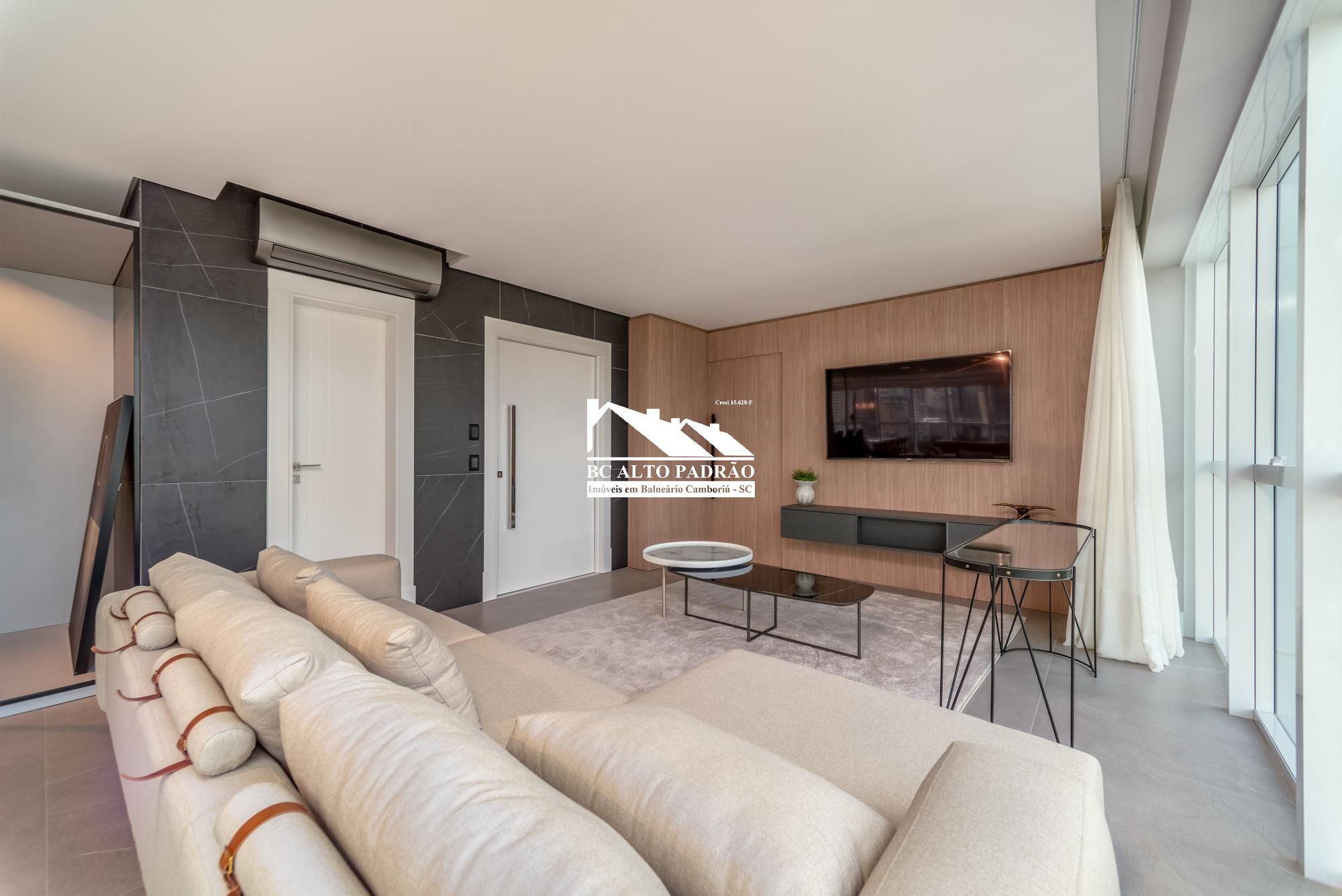 Apartamento à venda com 4 quartos, 282m² - Foto 13