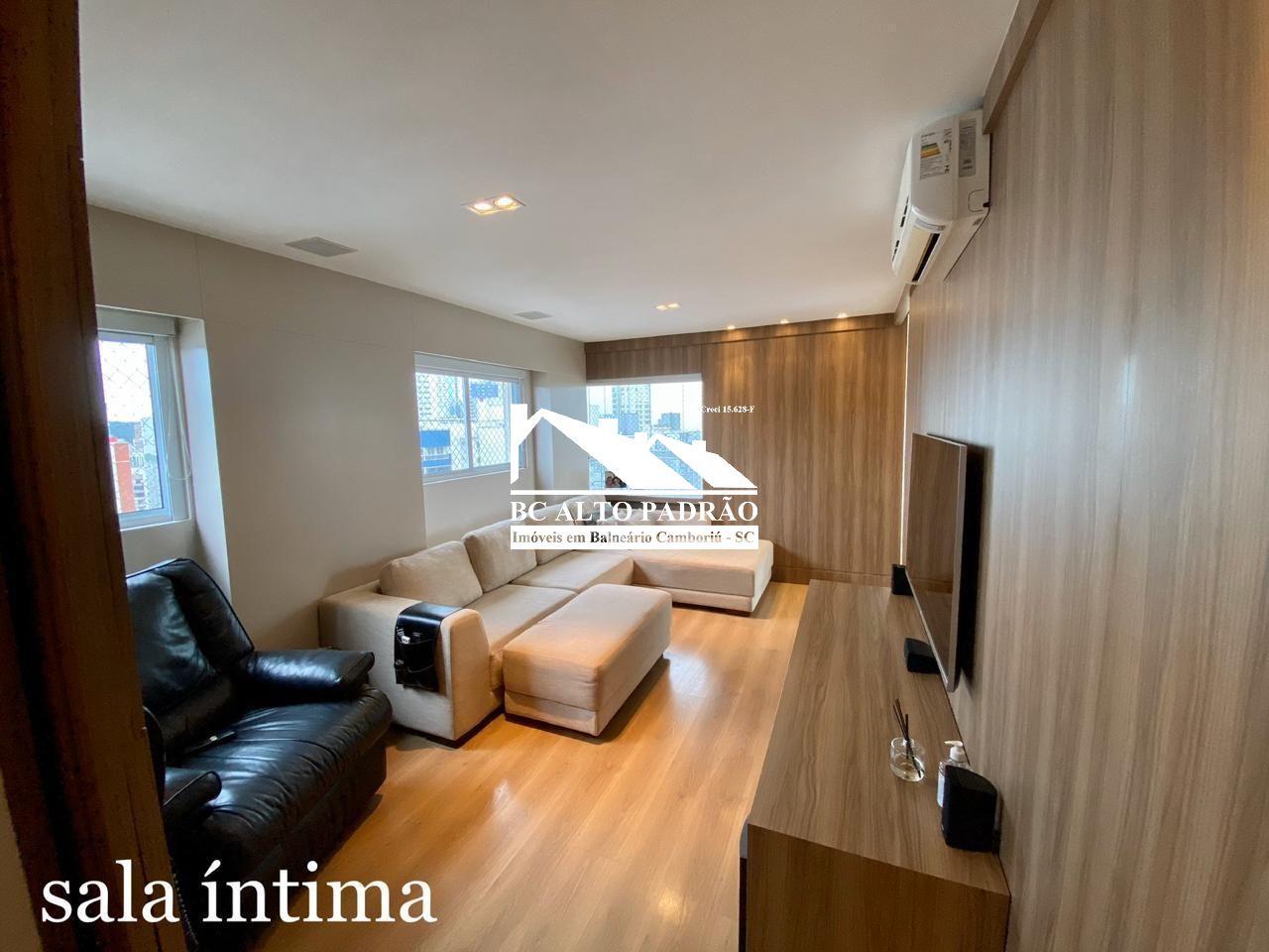 Cobertura à venda com 3 quartos, 253m² - Foto 25