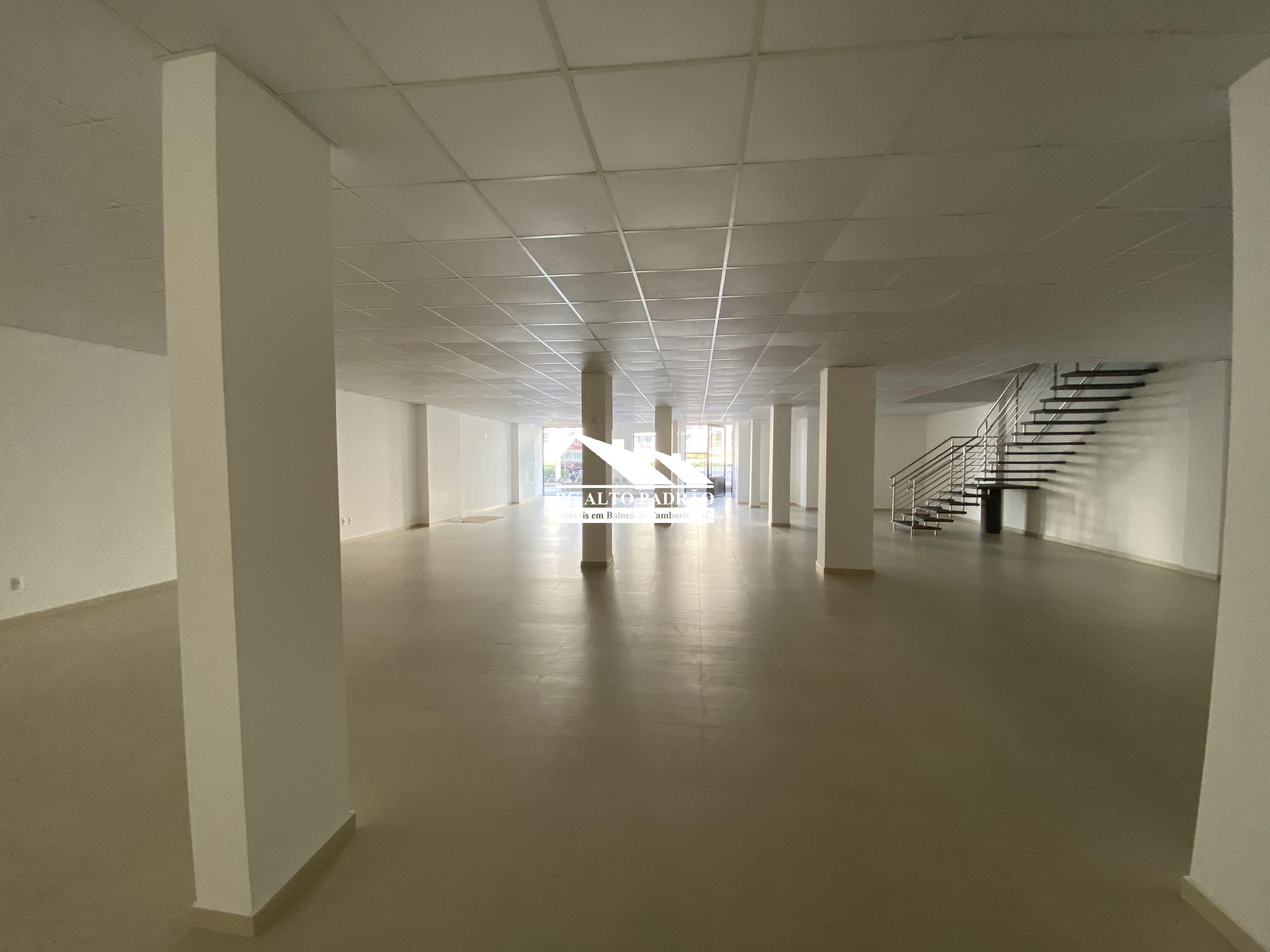 Conjunto Comercial-Sala para alugar com 1 quarto, 596m² - Foto 9