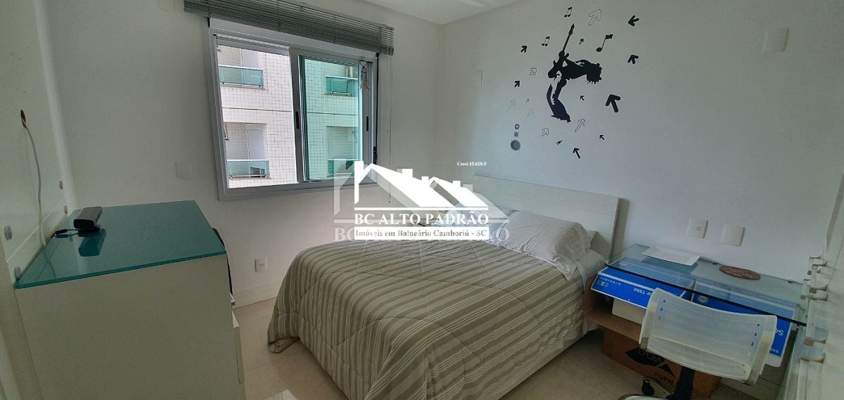 Apartamento à venda com 4 quartos, 220m² - Foto 17