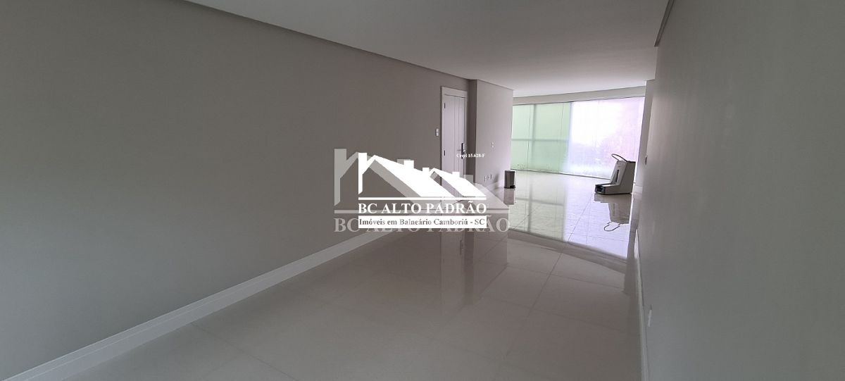 Apartamento à venda com 3 quartos, 212m² - Foto 17