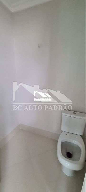 Apartamento à venda com 3 quartos, 212m² - Foto 18