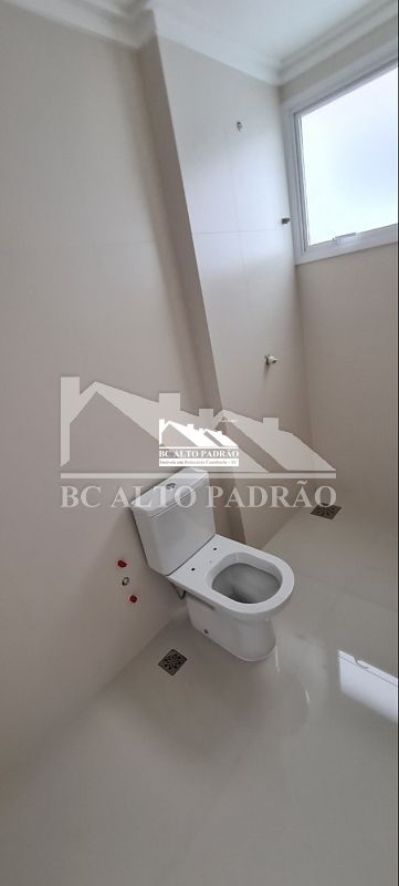 Apartamento à venda com 3 quartos, 212m² - Foto 26