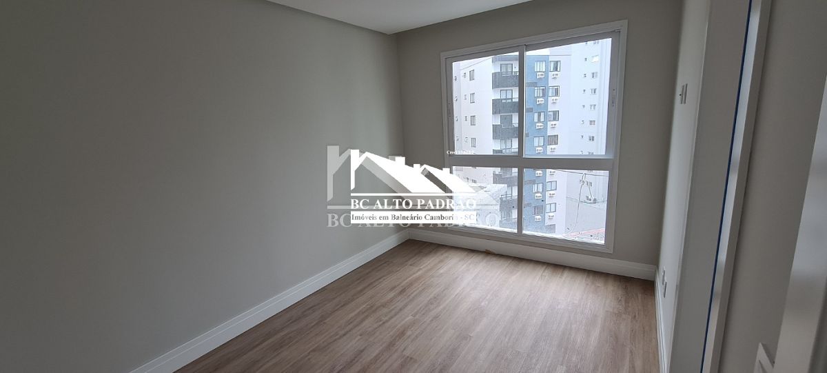 Apartamento à venda com 3 quartos, 212m² - Foto 22