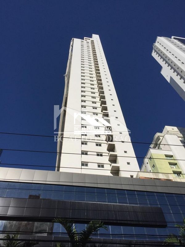 Apartamento à venda com 3 quartos, 133m² - Foto 21