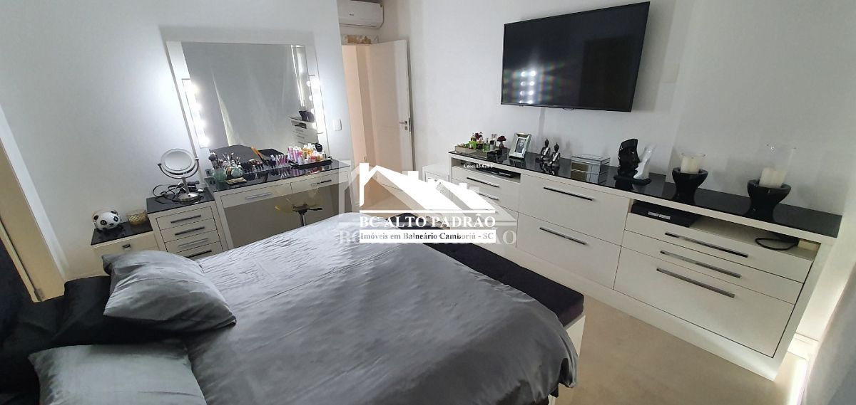 Apartamento à venda com 4 quartos, 220m² - Foto 12