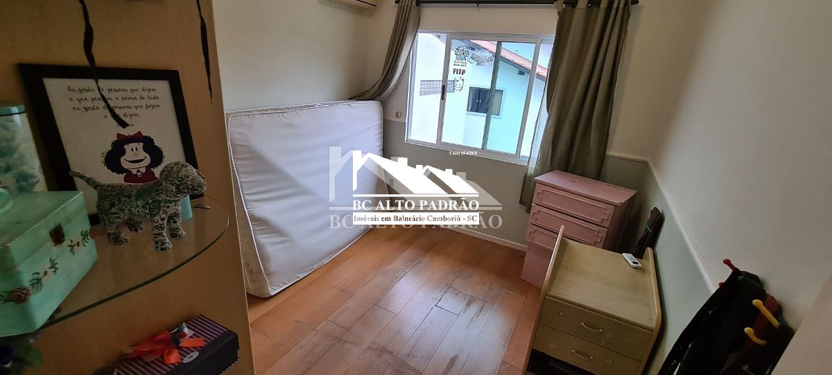 Casa de Condomínio à venda com 4 quartos, 245m² - Foto 23