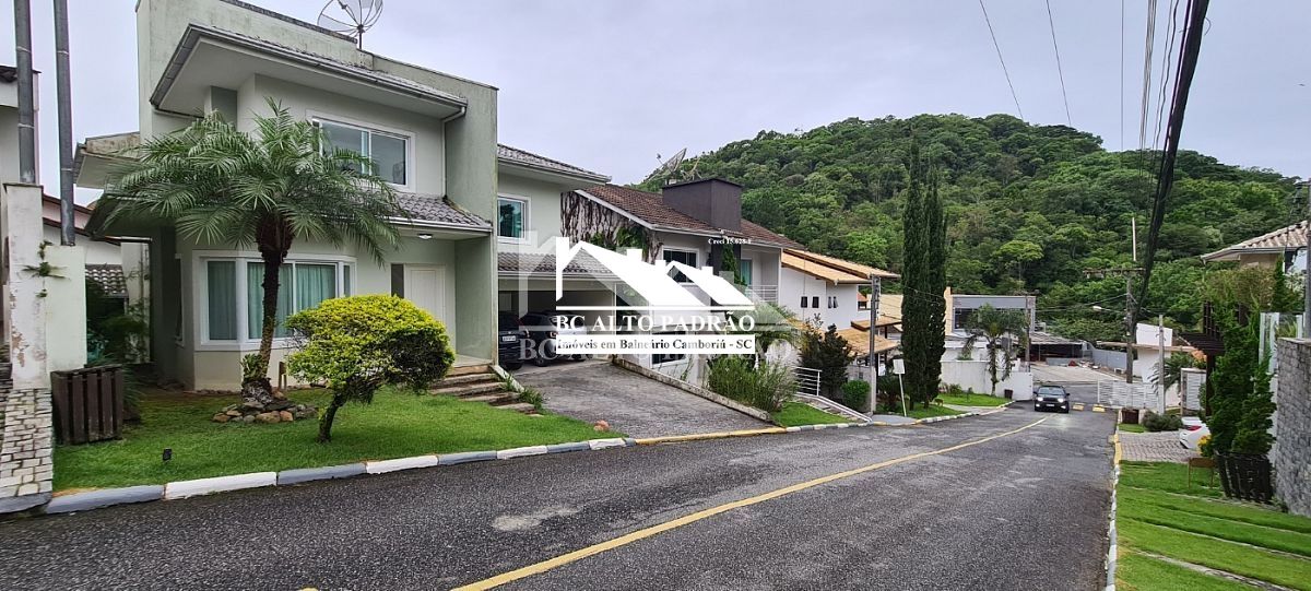 Casa de Condomínio à venda com 4 quartos, 245m² - Foto 25