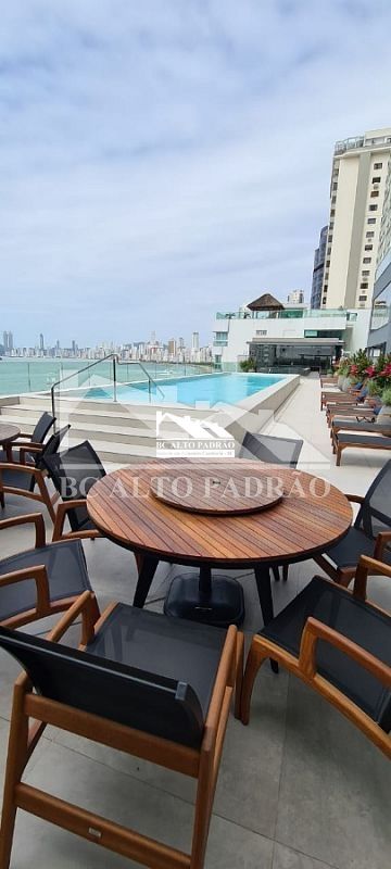 Apartamento à venda com 4 quartos, 264m² - Foto 44