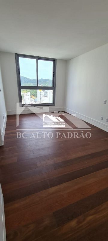 Apartamento à venda com 4 quartos, 264m² - Foto 35