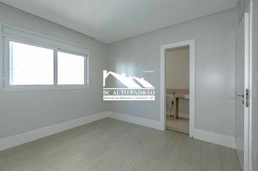 Apartamento à venda com 4 quartos, 238m² - Foto 9