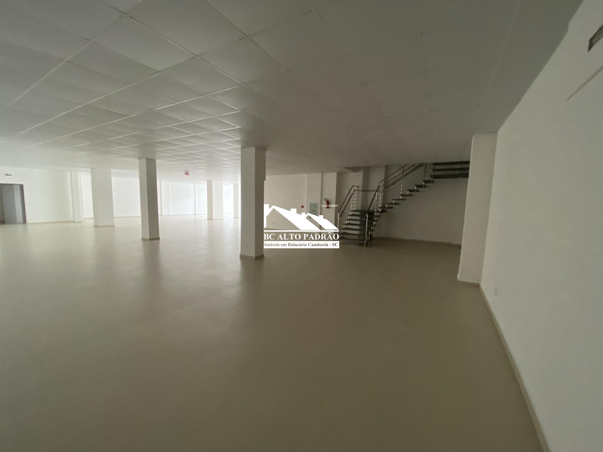 Conjunto Comercial-Sala para alugar com 1 quarto, 596m² - Foto 12