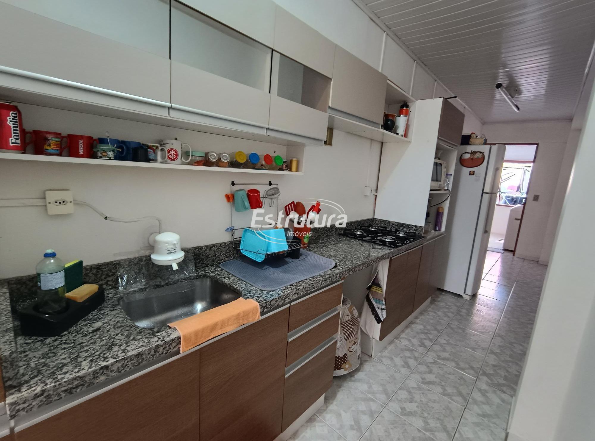 Belissima casa Na Tancredo Neves com 3 dormitórios e Financiável