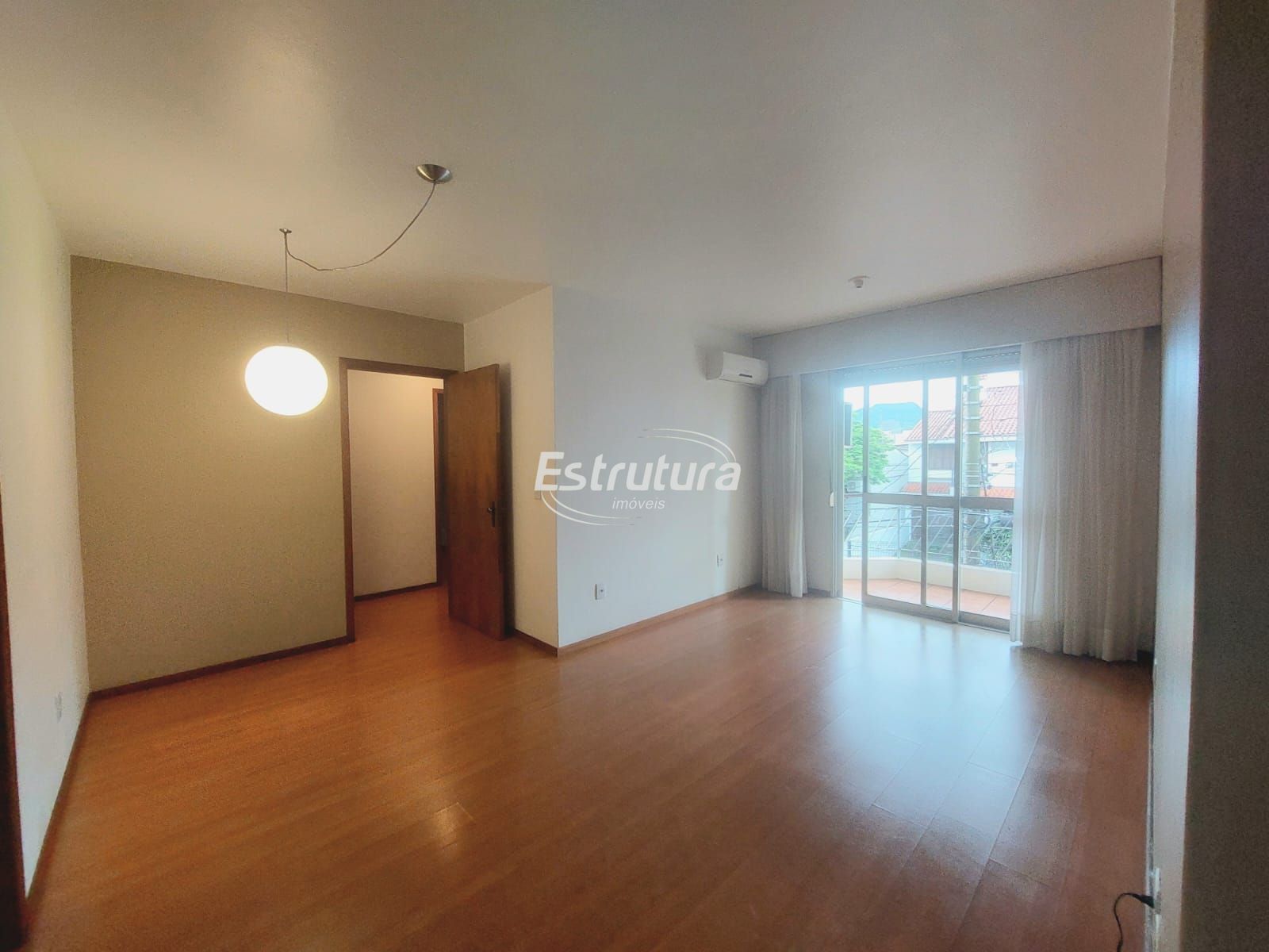 Apartamento para alugar  no Menino Jesus - Santa Maria, RS. Imveis