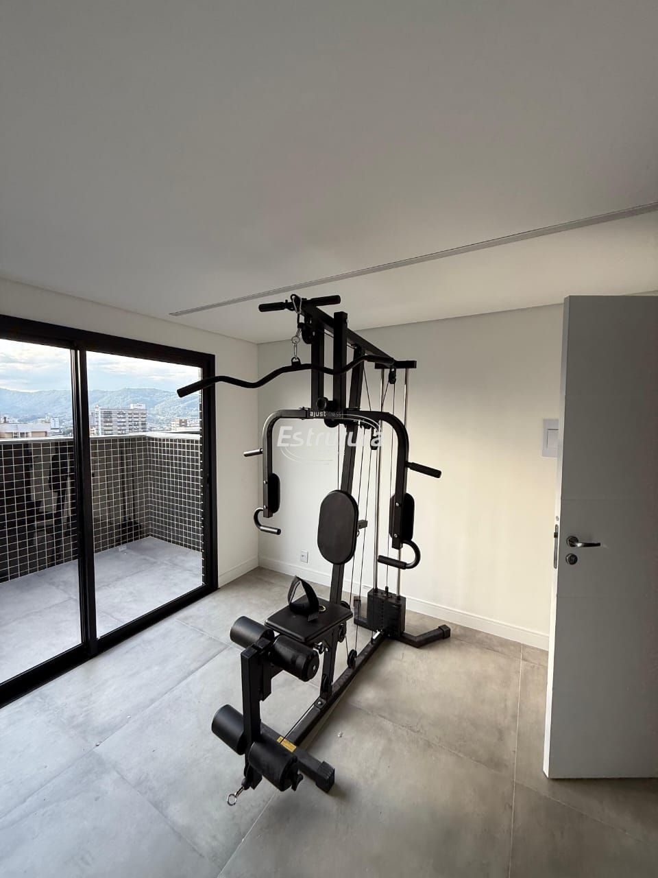 Belissimo Apartamento de um dormitório no centro de Santa Maria