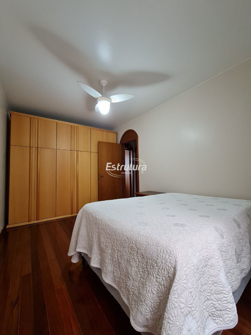 Apartamento de 3 dormitórios no Bairro Dores