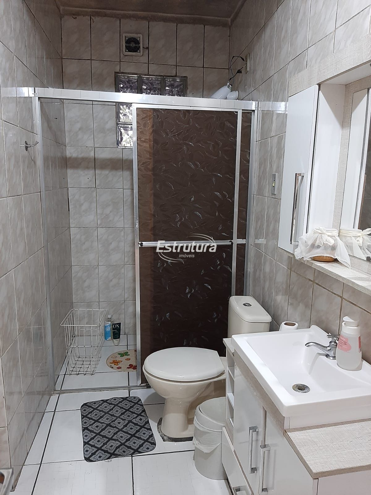 img31881271
