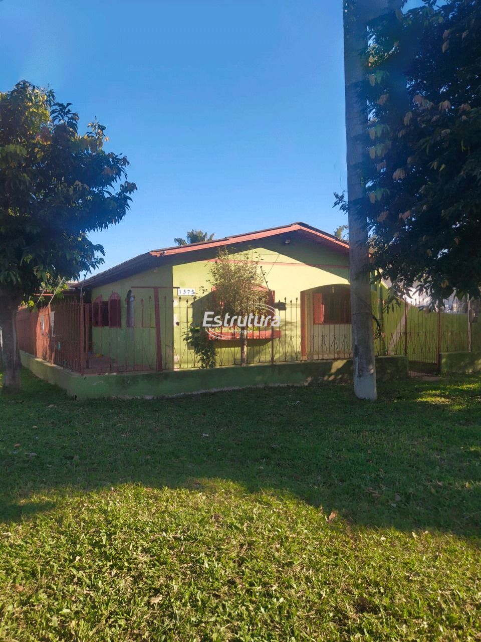 Casa  venda  no Pinheiro Machado - Santa Maria, RS. Imveis