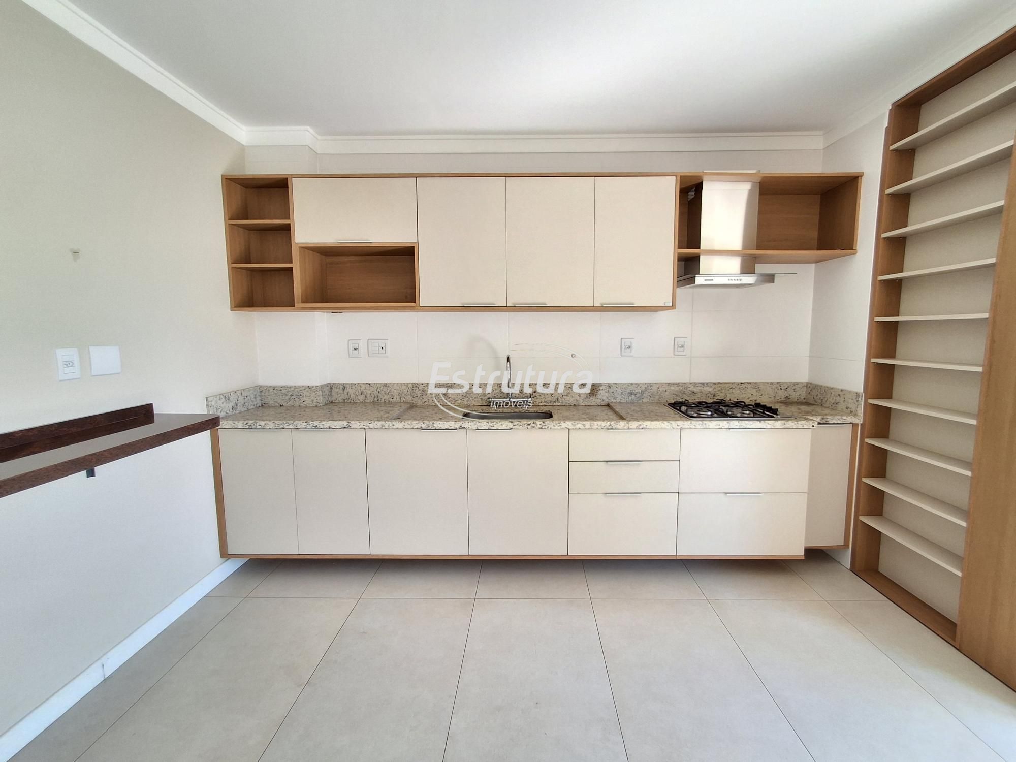 Apartamento com 2 suítes no bairro dores