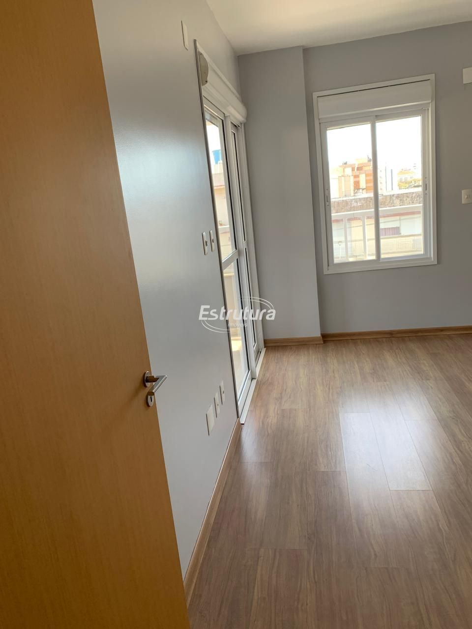 Apartamento com 3 dormitórios