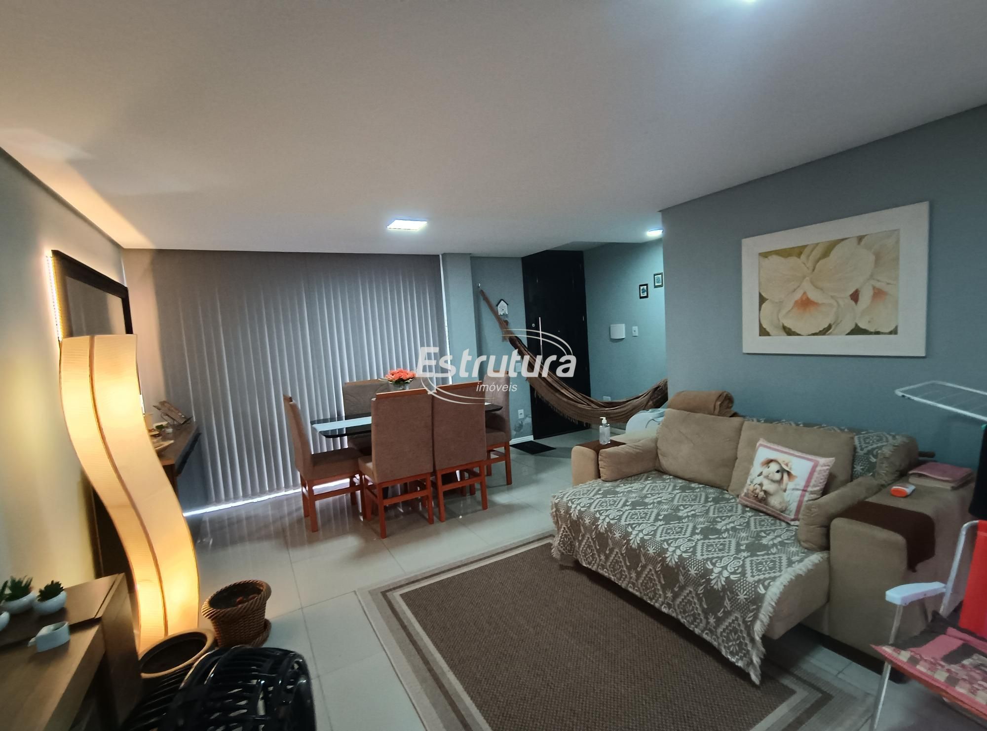 Sobrado de 3 quartos, 98m² no bairro Nossa Senhora de Lourdes, em Santa Maria | Eu Corretor
