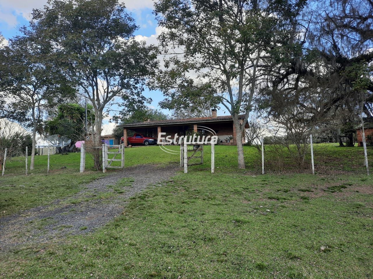 Fazenda/stio/chcara/haras  venda  no Centro - Caapava do Sul, RS. Imveis