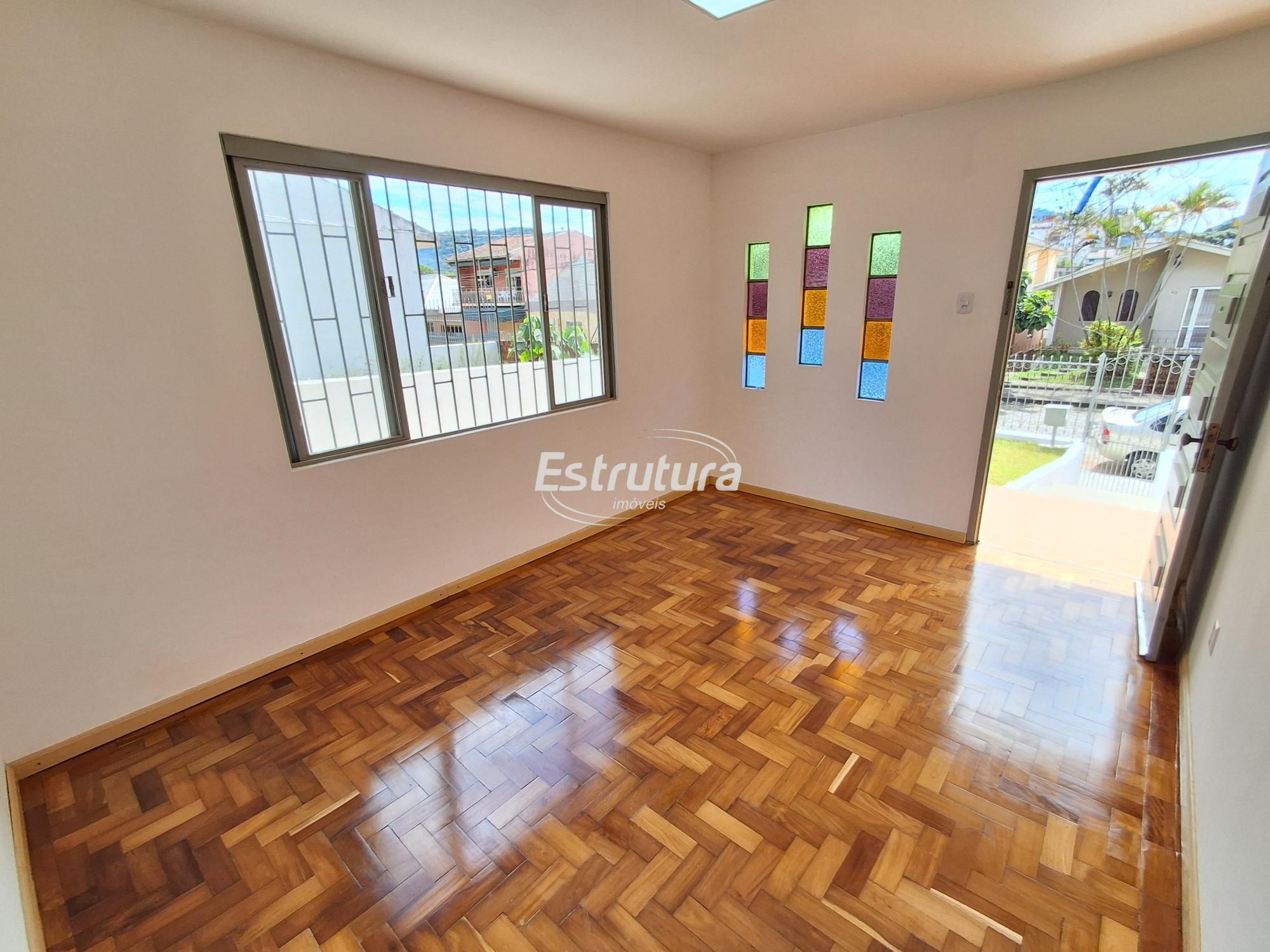 Casa para alugar  no Menino Jesus - Santa Maria, RS. Imóveis