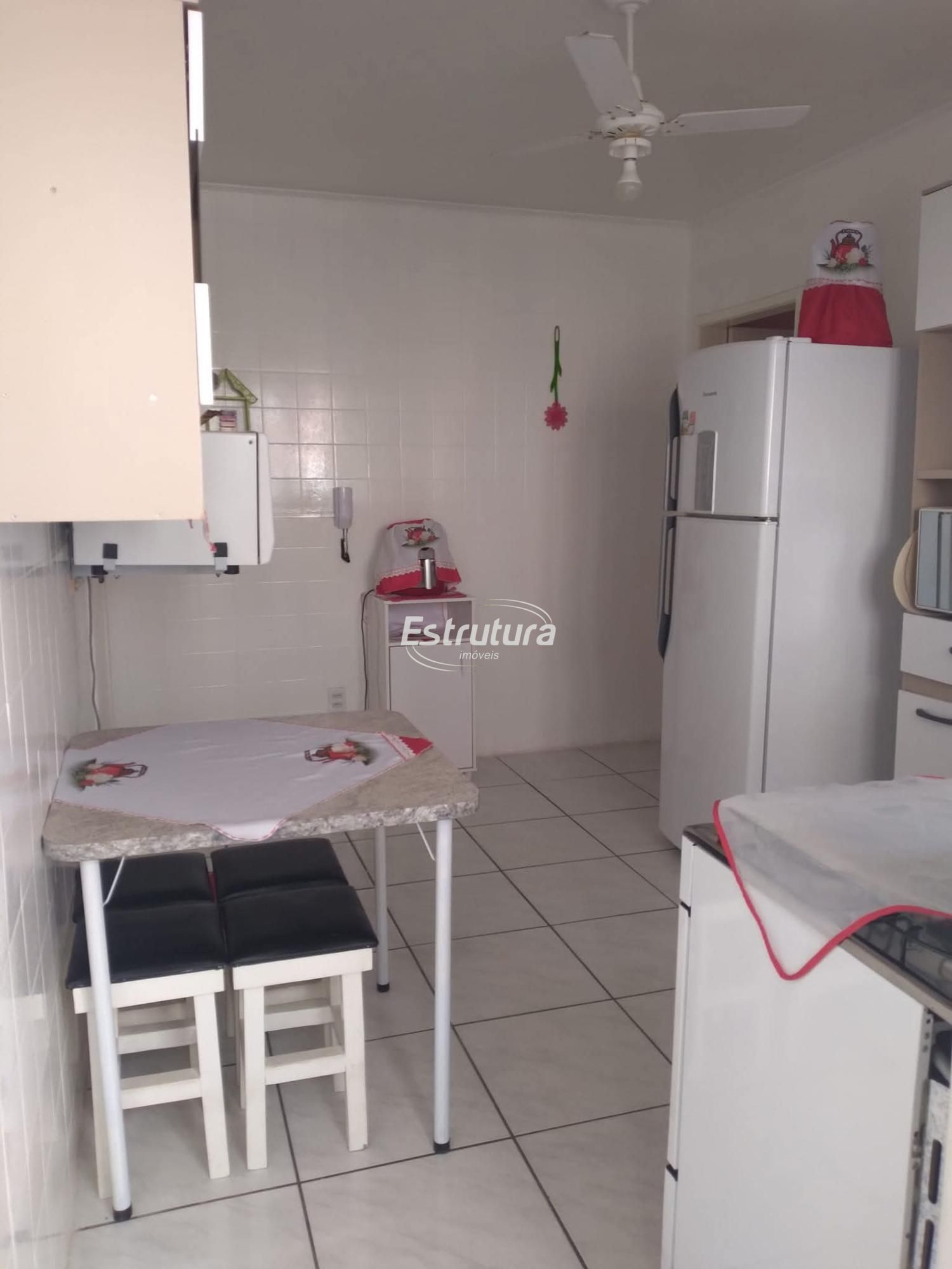 Oportunidade Única com quatro dormitórios podendo separar e fazer dois apartamen