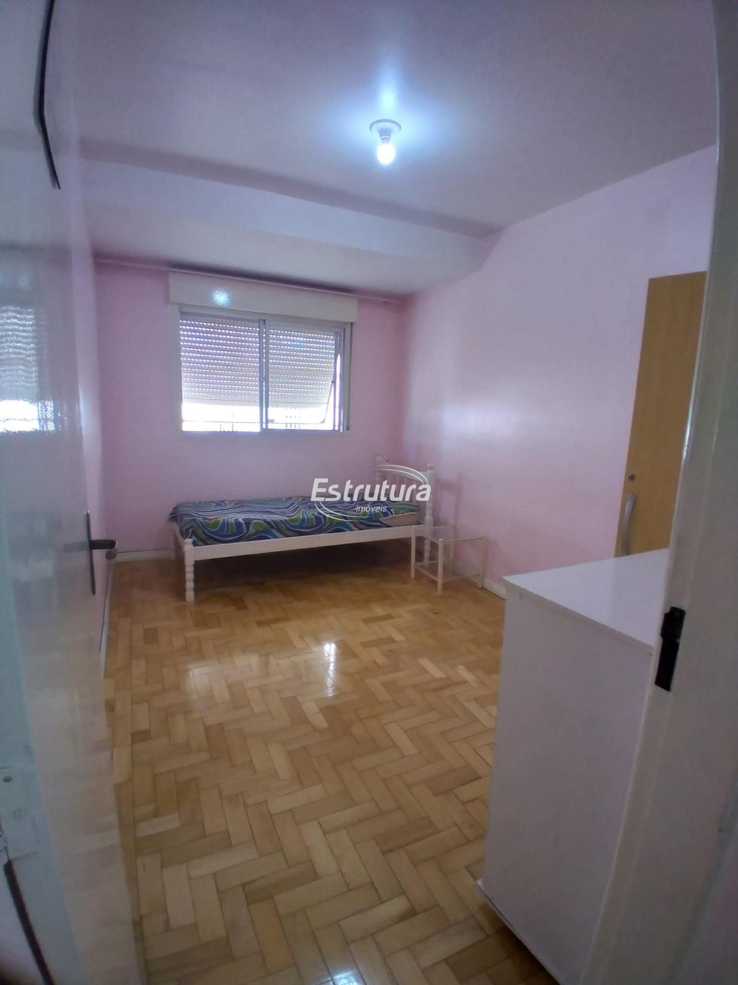 Oportunidade Única com quatro dormitórios podendo separar e fazer dois apartamen