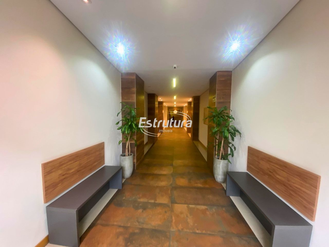 Apartamento totalmente mobiliado no centro de Santa Maria.