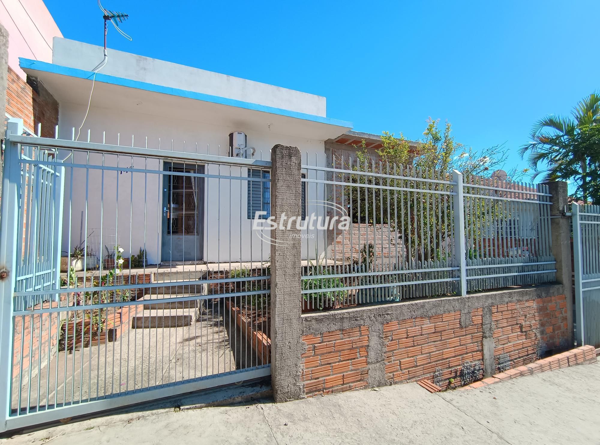 Casa no Residencial Lopes com Três Dormitórios com Excelente Localização Exclusi