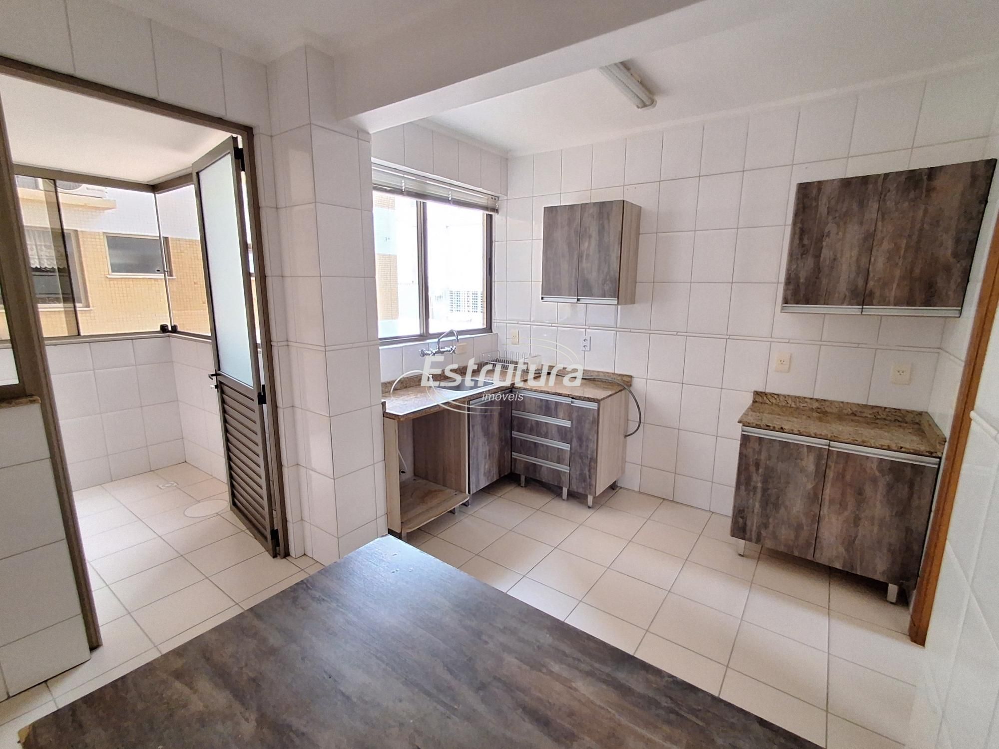 Apartamento com 3 Dormitórios para alugar, 130 m² por R$ 3.200,00 Apartamento com 3 Dormitórios para alugar, 130 m² por R$ 3.200,00