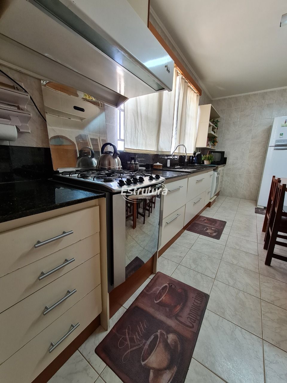 Apartamento de 3 dormitórios no Bairro Dores