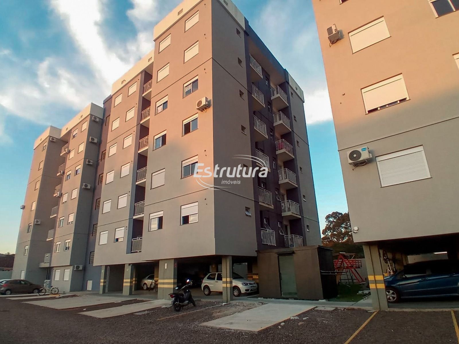 Apartamento  venda  no Camobi - Santa Maria, RS. Imveis