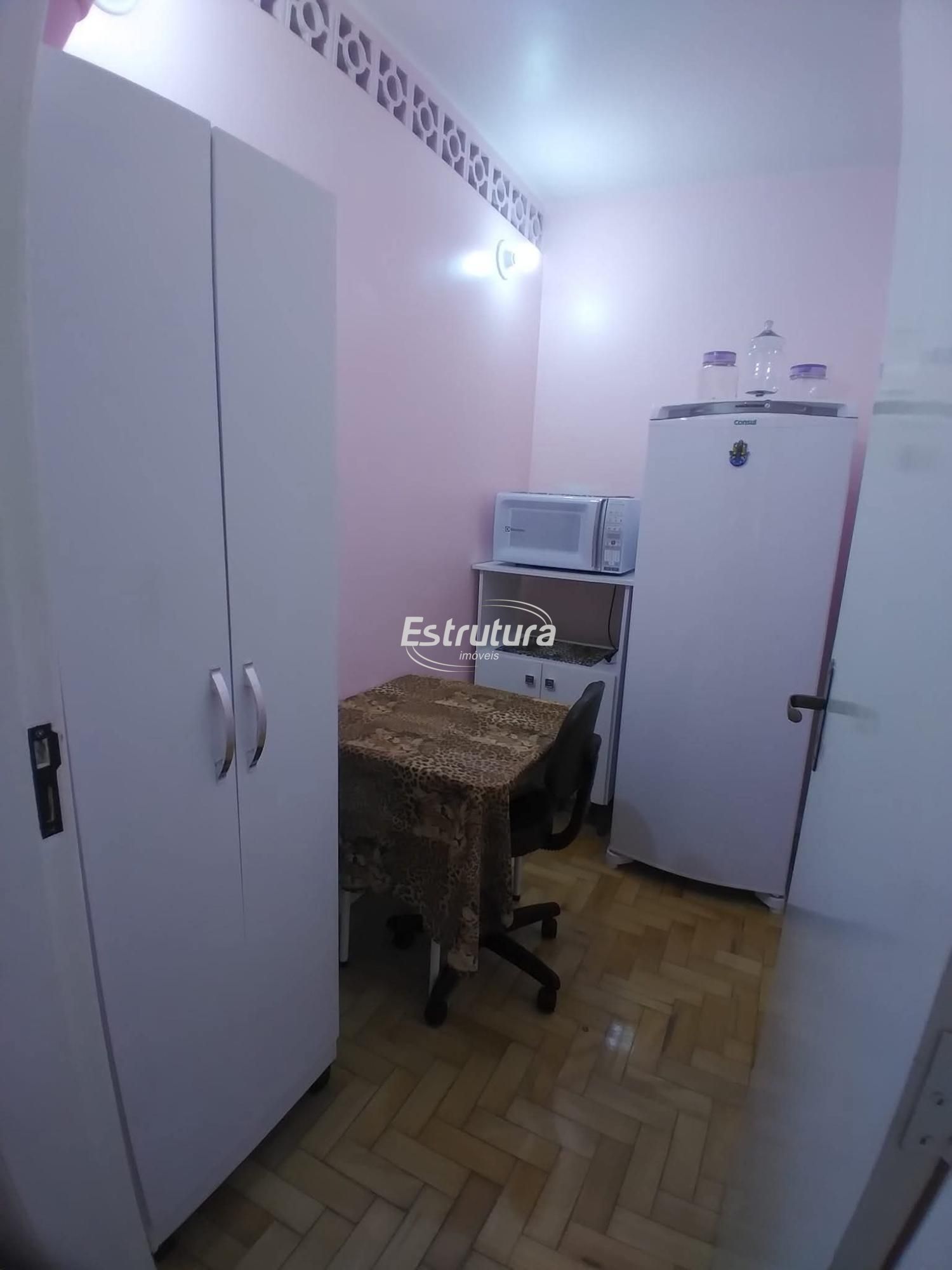 Oportunidade Única com quatro dormitórios podendo separar e fazer dois apartamen