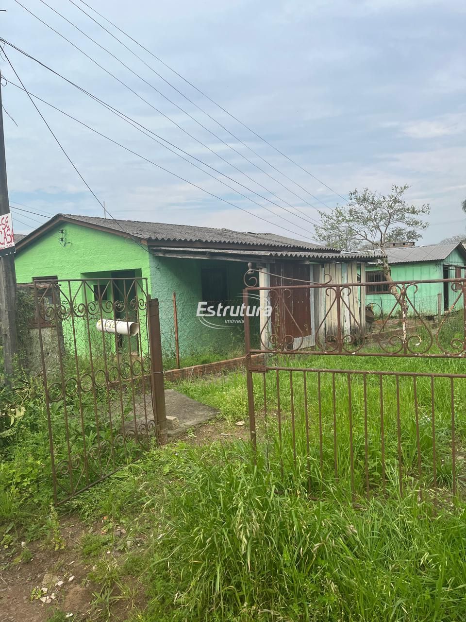 Terreno 15x30 com 2 Casas — Excelente Oportunidade para Moradia ou Investiment